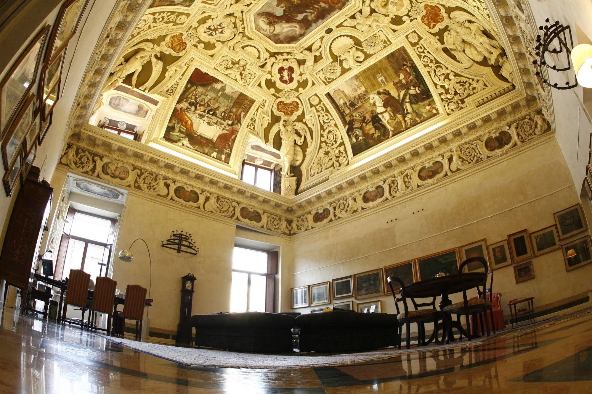 Casa Museo Palazzo Valenti Gonzaga Pensión