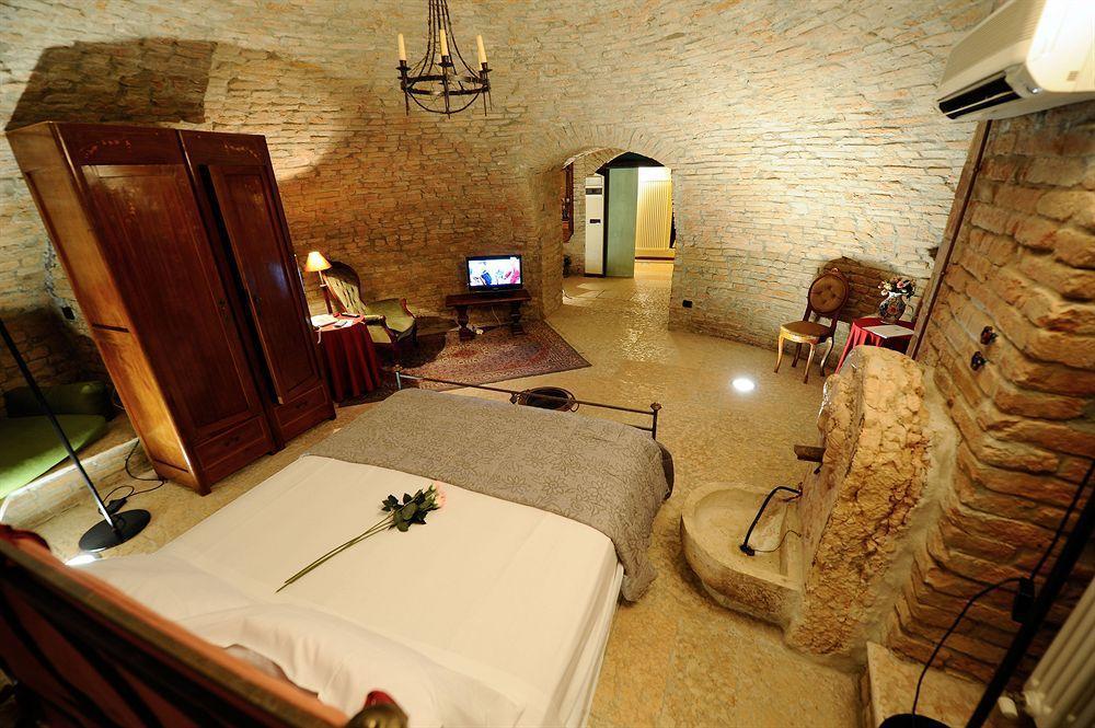 Guest house Casa Museo Palazzo Valenti Gonzaga 3*